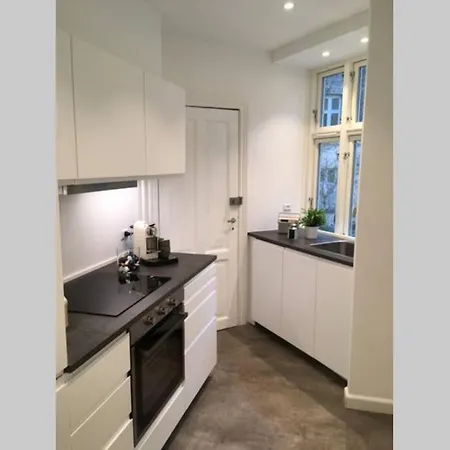 Best Location In Cozy Vesterbro * Копенгаген