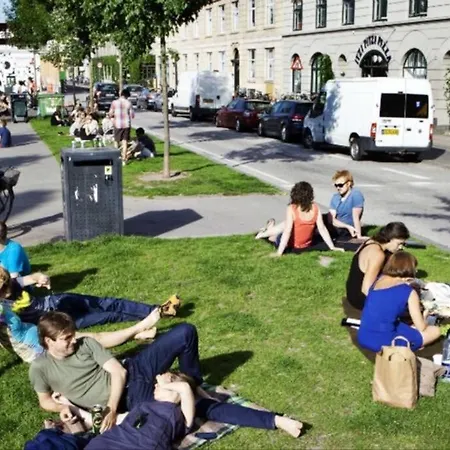 Best Location In Cozy Vesterbro Апартаменты *